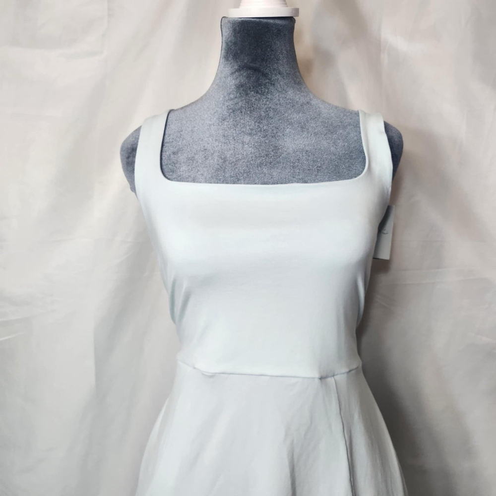 Beyond Yoga Dress Women’s L Tank Sleeveless Square Neck Pockets Mini Blue Sports - Picture 3 of 14